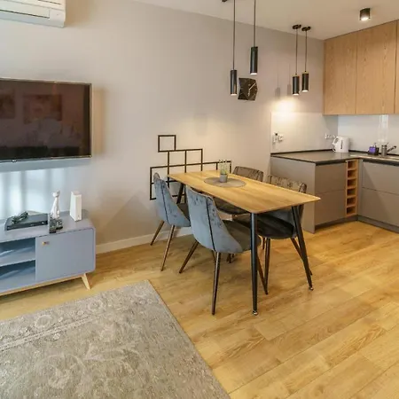Apartment Bright And Charming- Golden Apartments- Center&s18 Warsaw