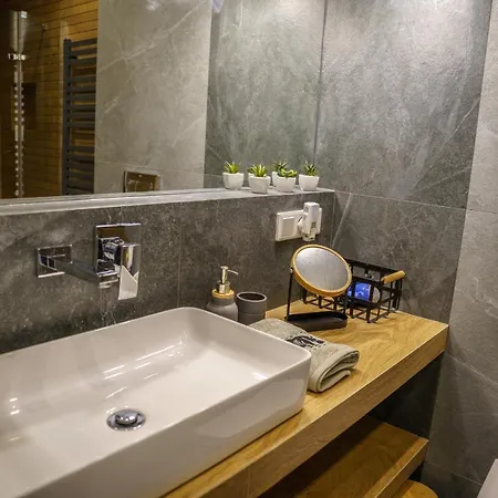 Bright And Charming- Golden Apartments- Center&s18 Апартаменты