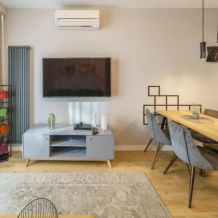 Bright And Charming- Golden Apartments- Center&s18 Apartament